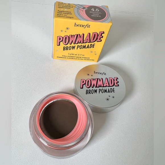 Benefit Cosmetics Powmade Brow Pomade shade 4.5 - Picture 1 of 4